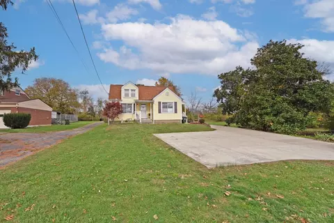 Exterior - 798 Galbraith Rd, Cincinnati, OH 45231 photo 2 of 8