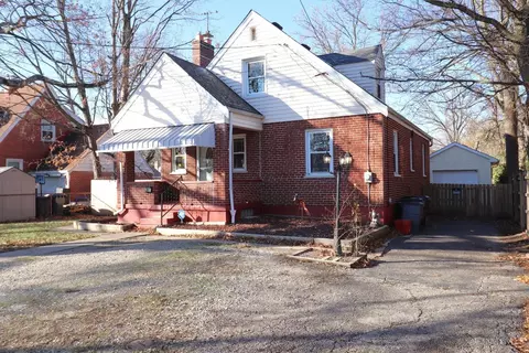 6815 Simpson Ave, North College Hill, OH 45239
