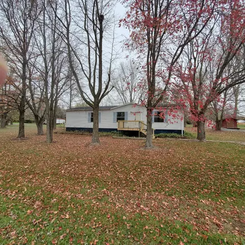 11838 Maple Trl, Hillsboro, OH 45133