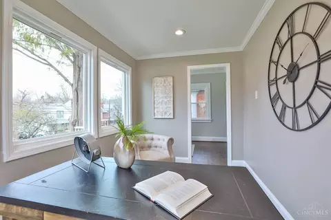 4100 Watterson St, Cincinnati, OH 45227 photo 25