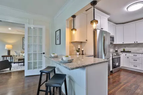4100 Watterson St, Cincinnati, OH 45227 photo 20