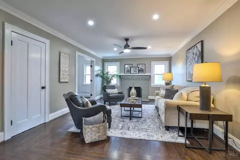 4100 Watterson St, Cincinnati, OH 45227 photo 7