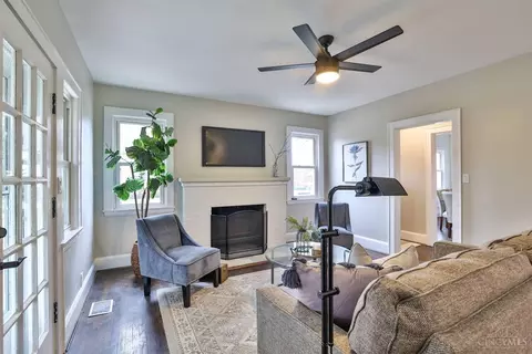 4100 Watterson St, Cincinnati, OH 45227 photo 21