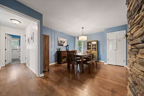 Dining - 315 Fourth St, Franklin, OH 45005 photo 2 of 3