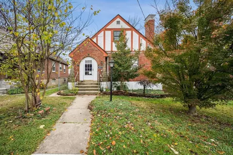 6917 Windward St, Cincinnati, OH 45227 photo 7
