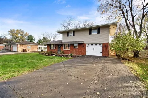 549 Anna Mae Dr, Cincinnati, OH 45244 photo 3