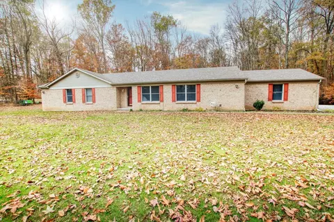 685 Ward Koebel Rd, Oregonia, OH 45054