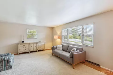 Living - 103 Riddle Rd, Woodlawn, OH 45215 photo 4 of 5