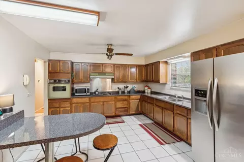 Kitchen - 103 Riddle Rd, Woodlawn, OH 45215 photo 1 of 3