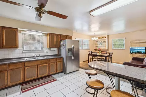 Kitchen - 103 Riddle Rd, Woodlawn, OH 45215 photo 3 of 3