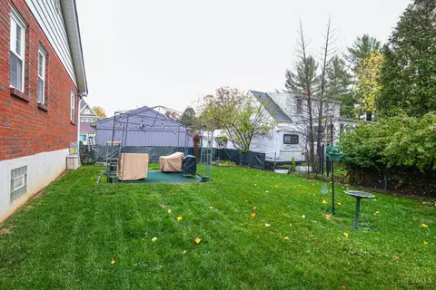 Exterior - 1488 Sutton Ave, Cincinnati, OH 45230 photo 5 of 8
