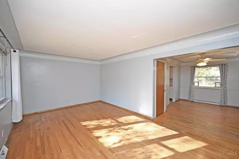 5334 Cleander Dr, Cincinnati, OH 45238 photo 4