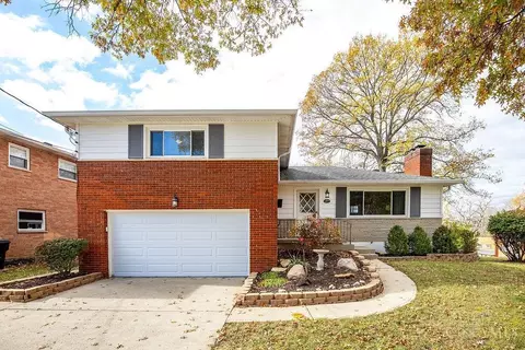 1377 Plazaview Ct, Cincinnati, OH 45255