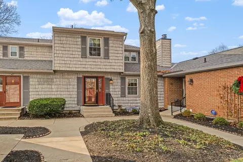 302 Shakerdale Rd, Montgomery, OH 45242