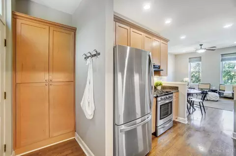 2166 Gilbert Ave, Cincinnati, OH 45206 photo 17