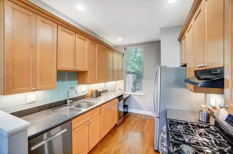 2166 Gilbert Ave, Cincinnati, OH 45206 photo 13