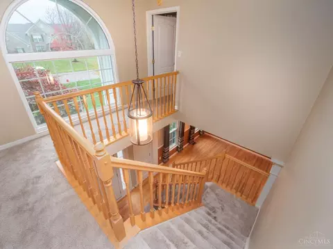 Entry Way - 811 Dorgene Ln, Cincinnati, OH 45244 photo 3 of 3