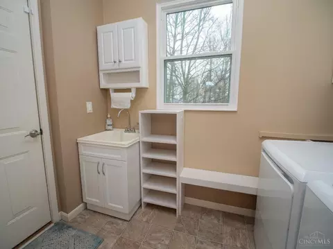 Other - 811 Dorgene Ln, Cincinnati, OH 45244 photo 5 of 6