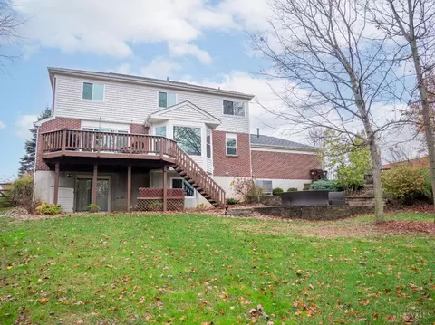 Exterior - 811 Dorgene Ln, Cincinnati, OH 45244 photo 6 of 10