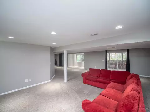 Living - 811 Dorgene Ln, Cincinnati, OH 45244 photo 8 of 8