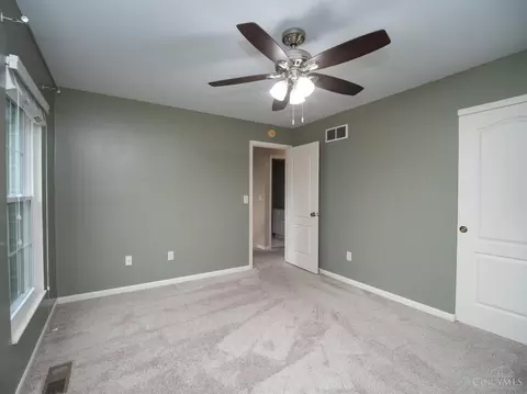 Bedroom - 811 Dorgene Ln, Cincinnati, OH 45244 photo 6 of 8
