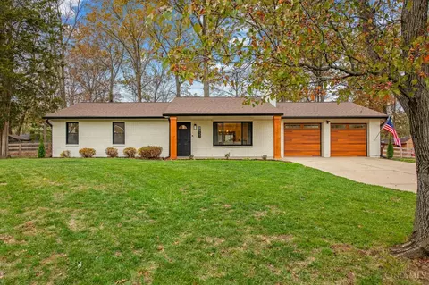 1553 Orchard Valley Dr, Milford, OH 45150