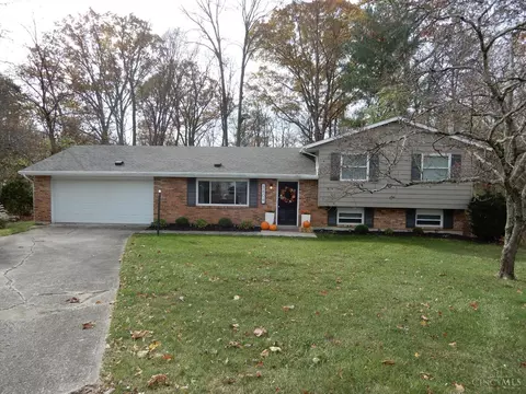 3806 Witham Woods Dr, Cincinnati, OH 45245