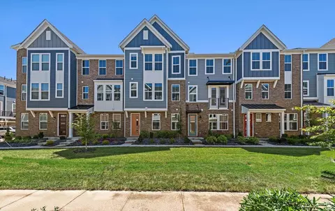 7233 Otley Dr, West Chester, OH 45069