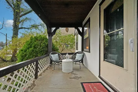 8577 Plainfield Rd, Cincinnati, OH 45236 photo 4