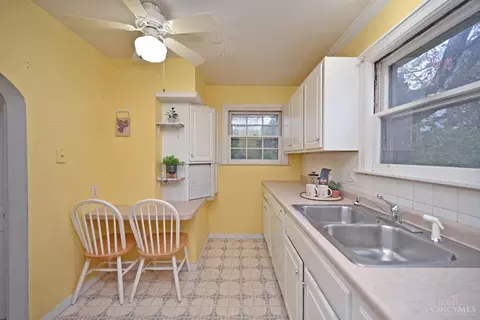 8577 Plainfield Rd, Cincinnati, OH 45236 photo 16