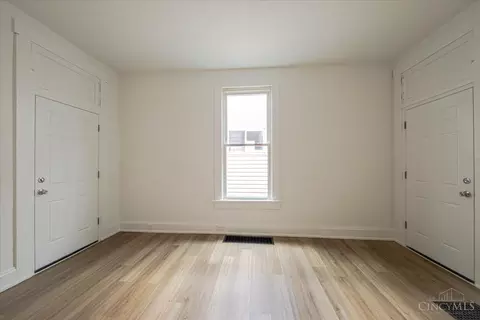 555 Epworth Ave, Cincinnati, OH 45232 photo 11
