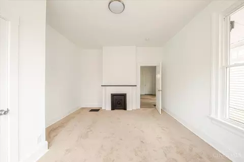 555 Epworth Ave, Cincinnati, OH 45232 photo 3