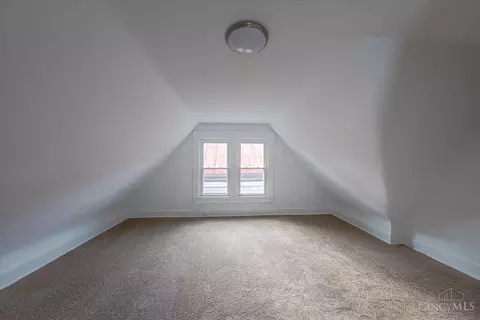 555 Epworth Ave, Cincinnati, OH 45232 photo 19