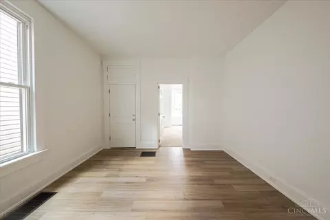 555 Epworth Ave, Cincinnati, OH 45232 photo 7