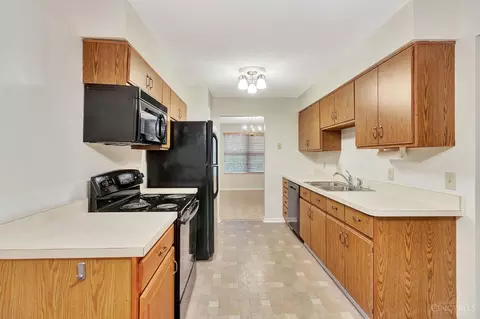 9727 Timberview Ct, West Chester, OH 45241 photo 13