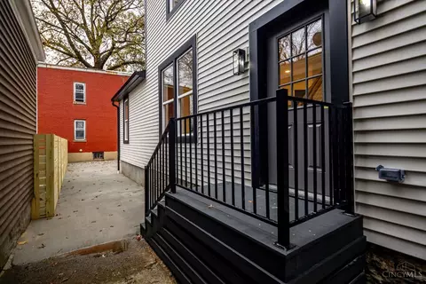 3041 Cinnamon St, Cincinnati, OH 45208 photo 32