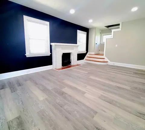 Living - 3440 Wabash Ave, Cincinnati, OH 45207 photo 3 of 4