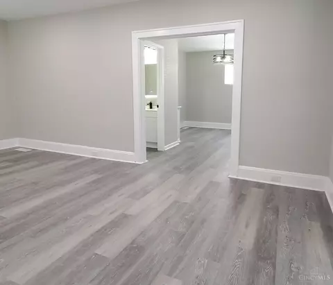 Living - 3440 Wabash Ave, Cincinnati, OH 45207 photo 4 of 4