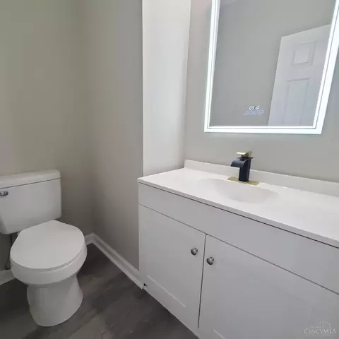 Bath - 3440 Wabash Ave, Cincinnati, OH 45207 photo 1 of 8