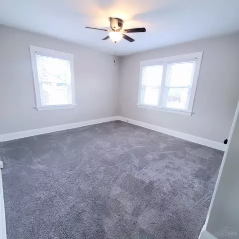 Bedroom - 3440 Wabash Ave, Cincinnati, OH 45207 photo 1 of 7