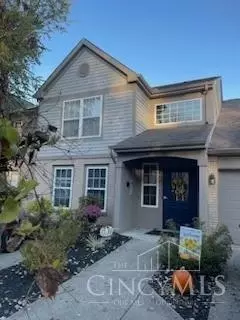 9920 Edgewood Ln, Sharonville, OH 45241