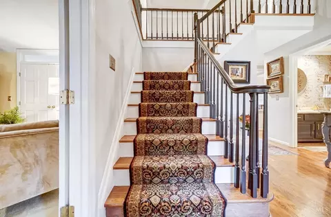 Entry Way - 8059 Ashley View Dr, Cincinnati, OH 45227 photo 9 of 10
