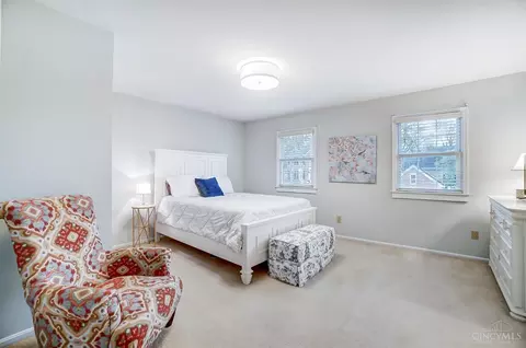 Bedroom - 8059 Ashley View Dr, Cincinnati, OH 45227 photo 3 of 8