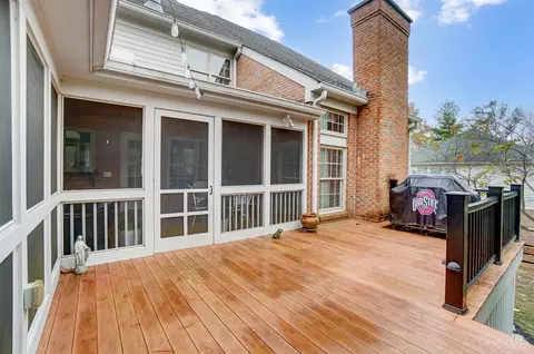 Exterior - 8059 Ashley View Dr, Cincinnati, OH 45227 photo 13 of 19