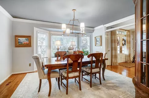 Dining - 8059 Ashley View Dr, Cincinnati, OH 45227 photo 3 of 4