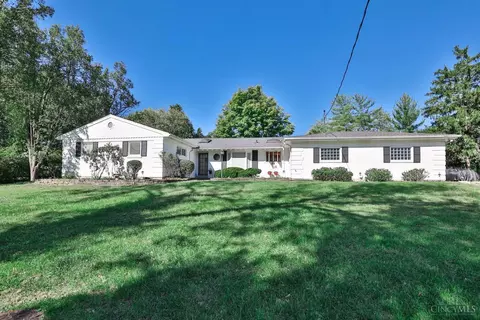 2740 Section Rd, Amberley, OH 45237