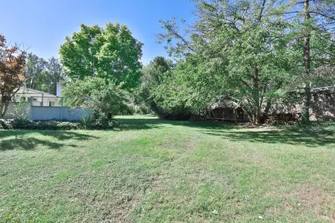 Exterior - 2740 Section Rd, Amberley, OH 45237 photo 9 of 11