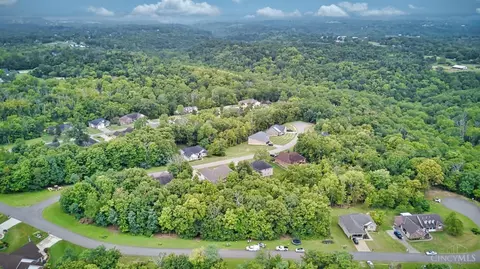 90 Wyoming Ct, Lawrenceburg, IN 47025