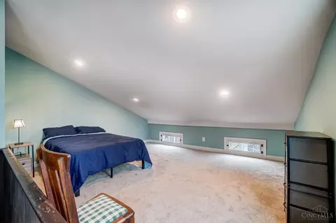 Bedroom - 3067 Sidney Ave, Cincinnati, OH 45225 photo 6 of 9