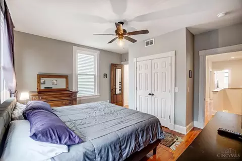 Bedroom - 3067 Sidney Ave, Cincinnati, OH 45225 photo 2 of 9